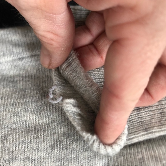 THE TESS Grey Sweater with Apple Design - Picture 8 of 16